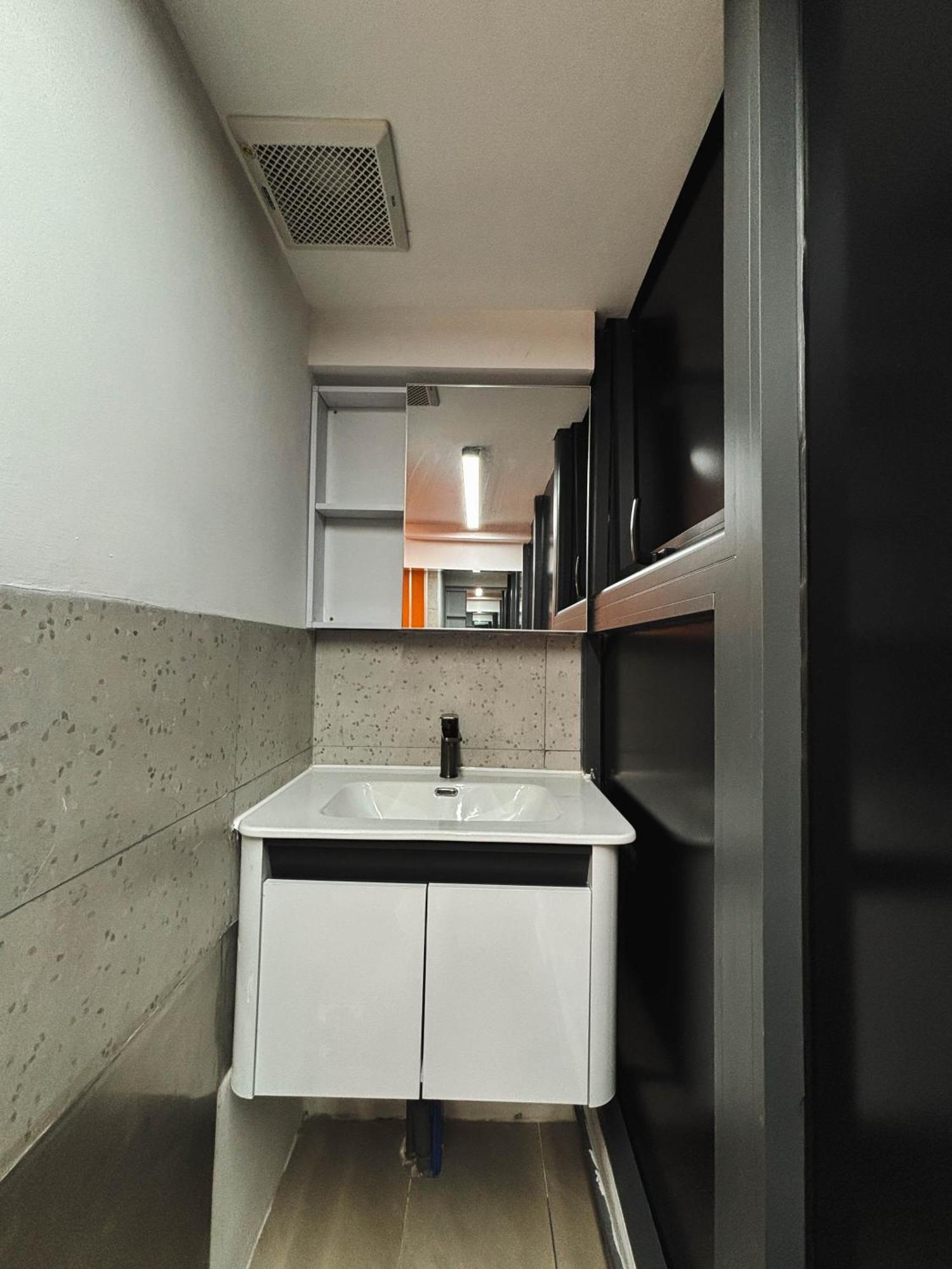 Cozy Cubes Hotel Ho Chi Minh City Bagian luar foto