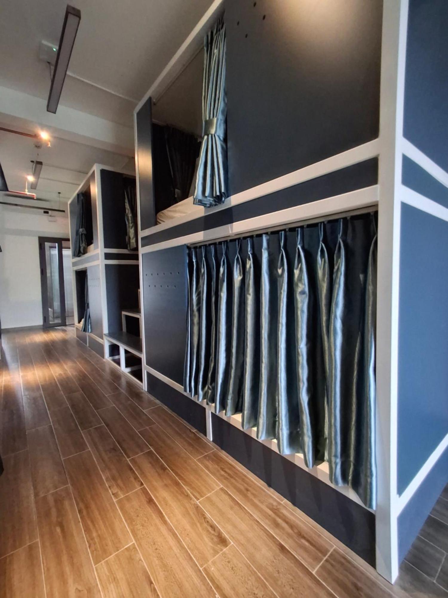 Cozy Cubes Hotel Ho Chi Minh City Bagian luar foto