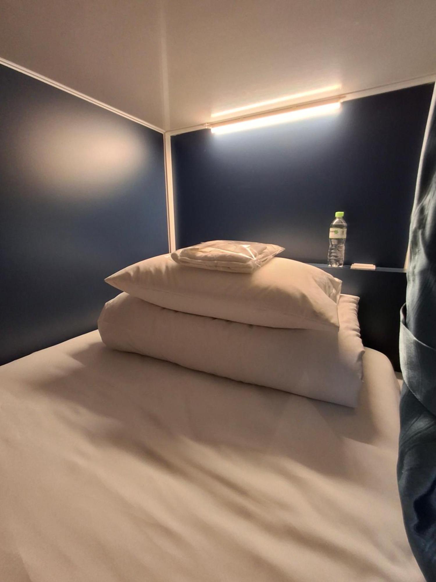 Cozy Cubes Hotel Ho Chi Minh City Bagian luar foto