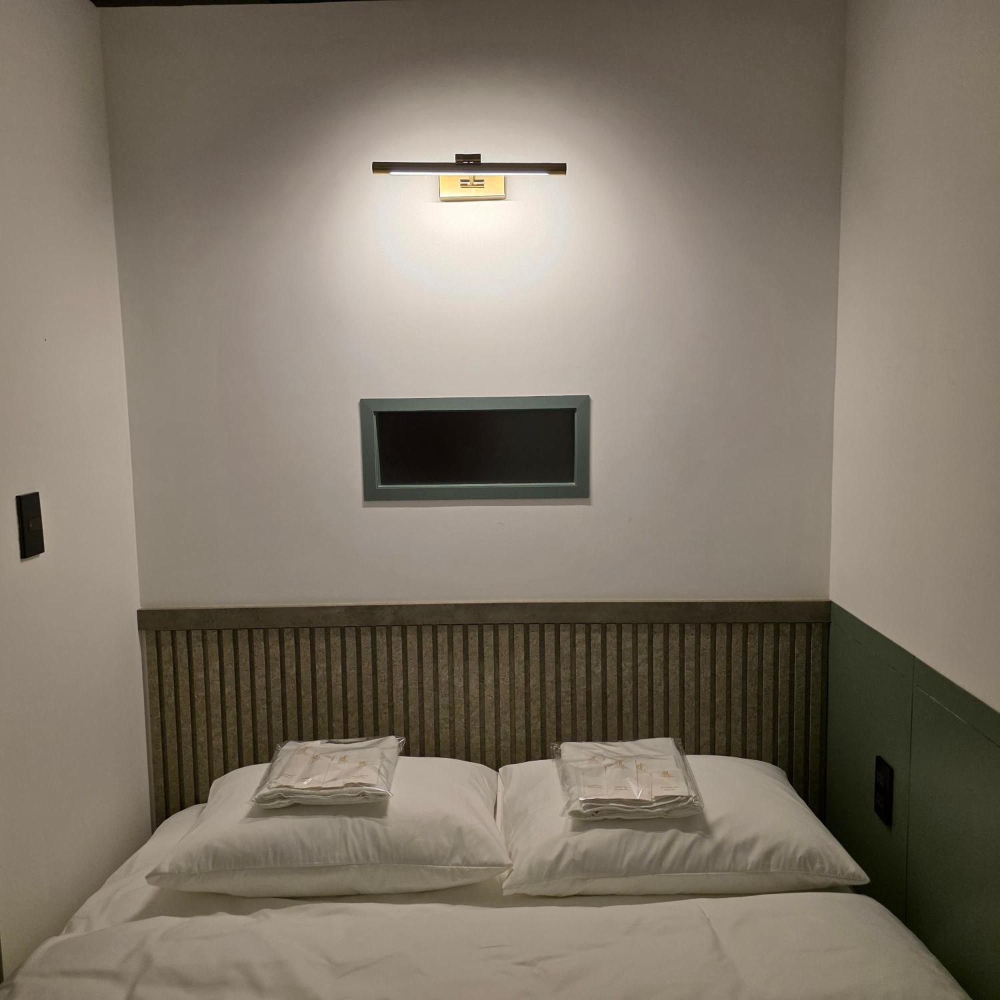 Cozy Cubes Hotel Ho Chi Minh City Bagian luar foto