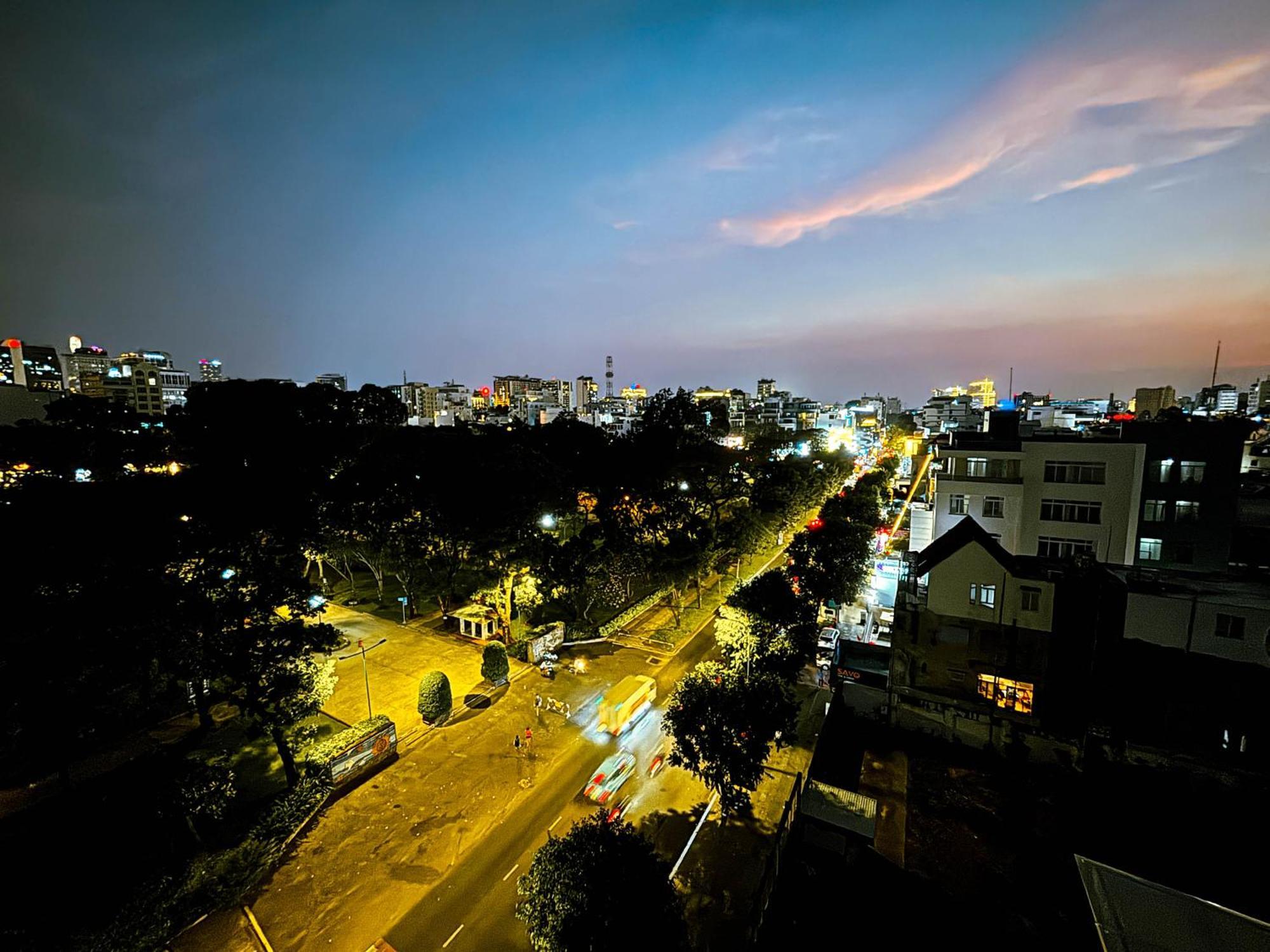 Cozy Cubes Hotel Ho Chi Minh City Bagian luar foto